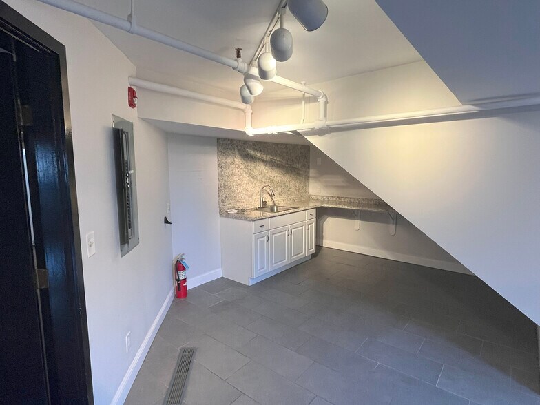 More Photos Of 5 Milk St, Portland Office For Lease