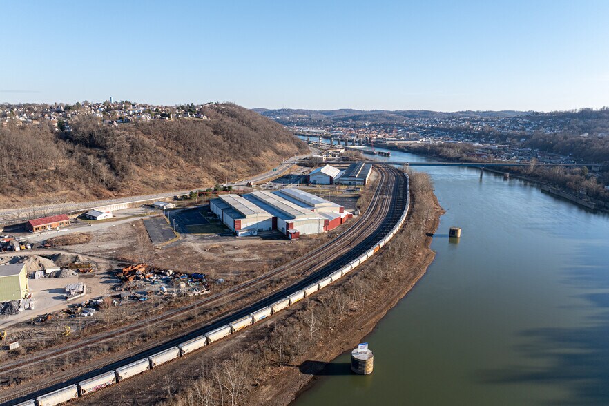 More Photos Of 200 Riverview Dr, Monessen Manufacturing For Lease