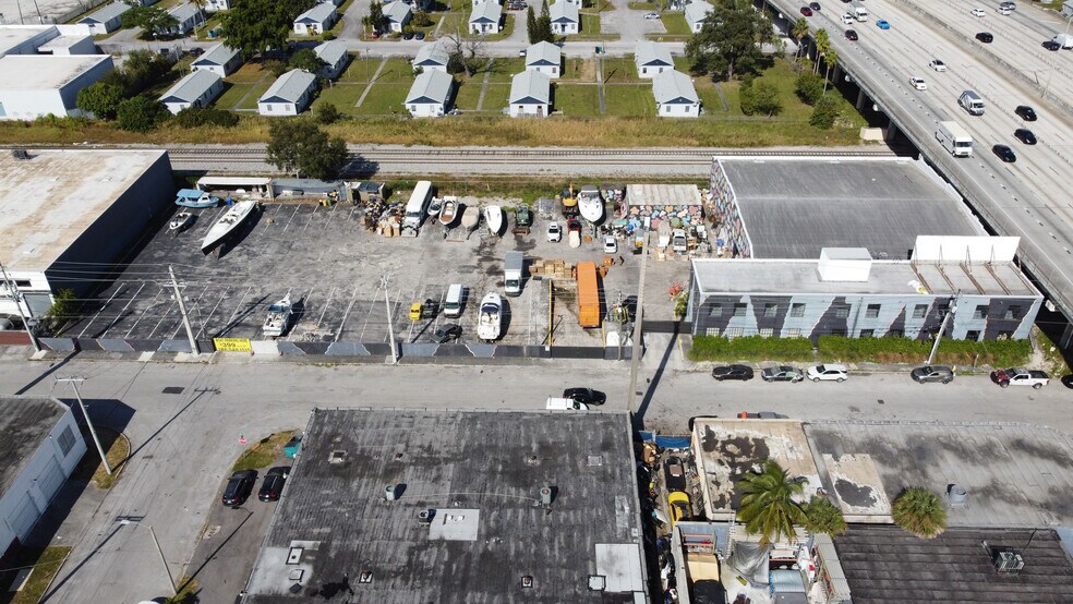 More Photos Of 551 NW 72nd St, Miami Warehouse For Sale