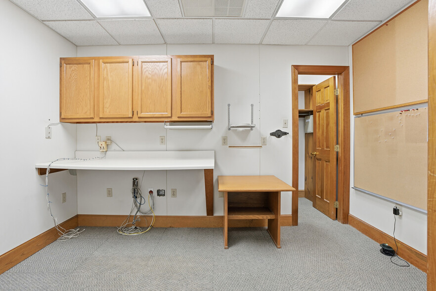 More Photos Of 105 High St, Dublin Flex For Sale