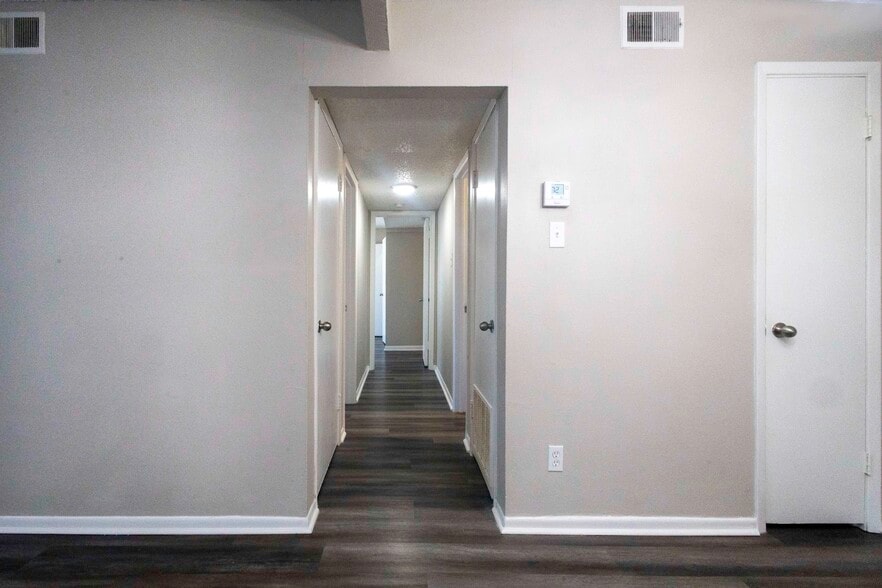 More Photos Of 5202 Bangor Ave, Lubbock Apartments For Sale