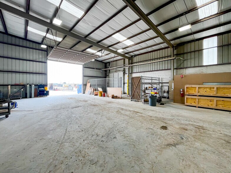 More Photos Of 12301 W County Road 125, Odessa Industrial For Sale