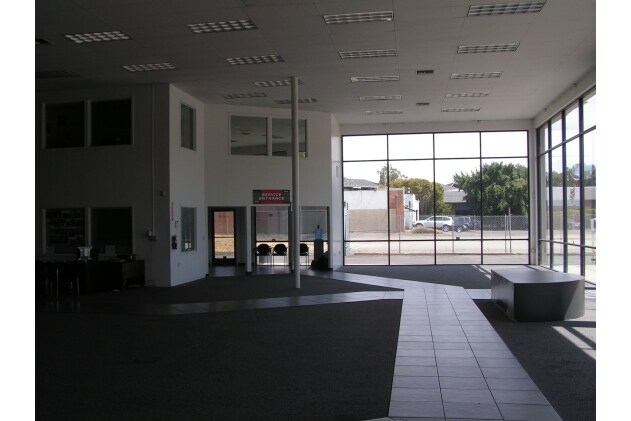 More Photos Of 1651 Concord Ave, Concord Auto Dealership For Sale