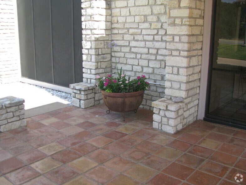 More Photos Of 6400 W FM 2147, Horseshoe Bay Office Residential For Sale