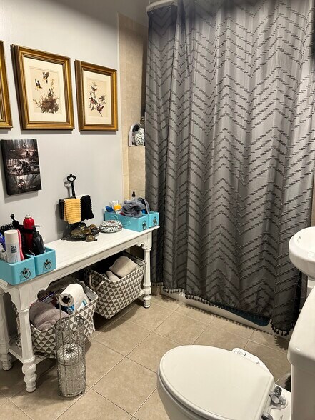 More Photos Of 92 Woodsdale Dr, Holiday Island Self Storage For Sale