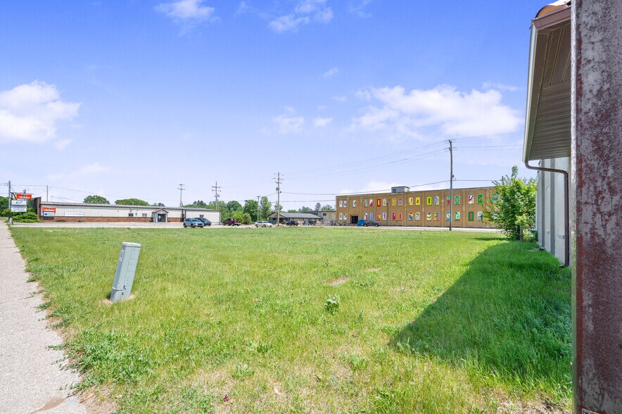 More Photos Of 818 N State St, Big Rapids Land For Sale