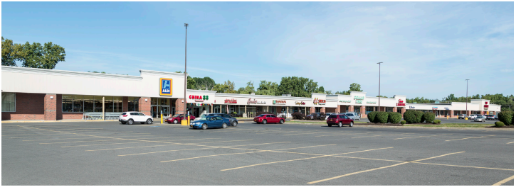 Primary Photo Of 7421 Oswego Rd, Liverpool Storefront Retail Office For Lease