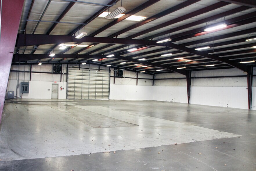 More Photos Of 1207 Butler St, Oxford Unknown For Lease