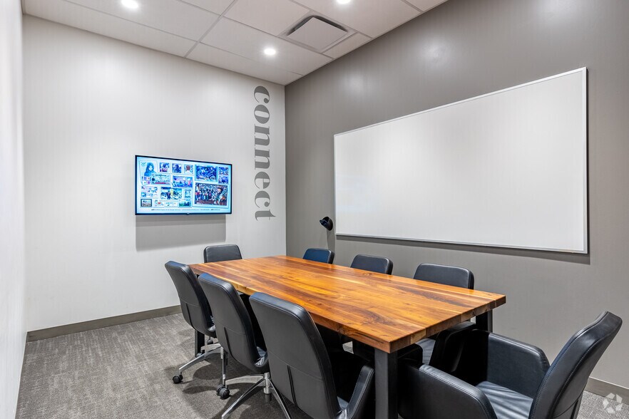 More Photos Of 3535 Peachtree Rd NE, Atlanta Coworking Space