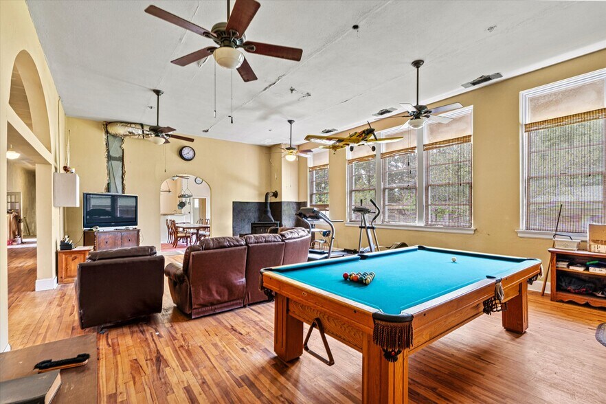 More Photos Of 1318 Ostwalt Amity Rd, Cleveland Schools For Sale