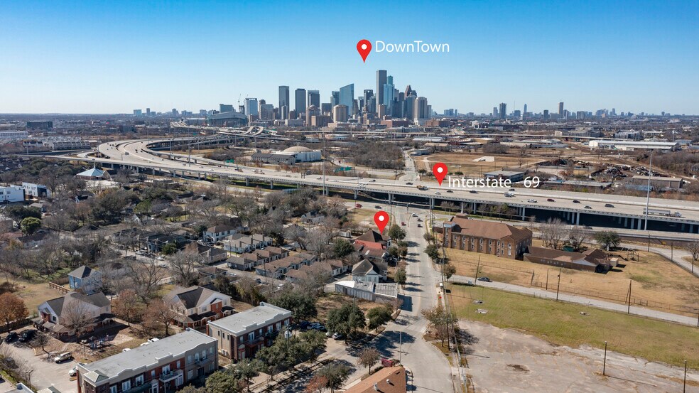 More Photos Of 3120 Lyons Ave, Houston Land For Sale