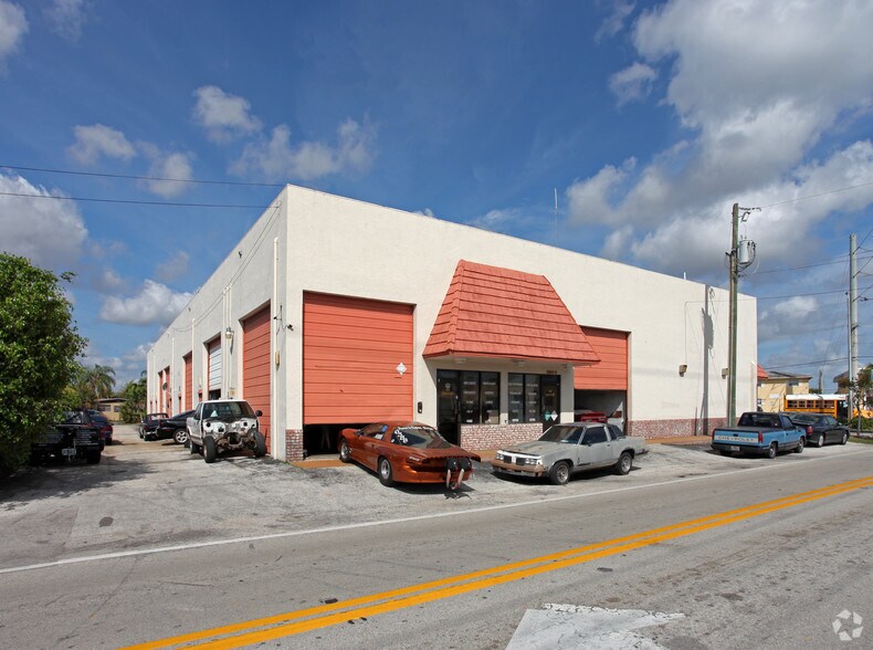Primary Photo Of 1020-1040 W Prospect Rd, Fort Lauderdale Unknown For Lease
