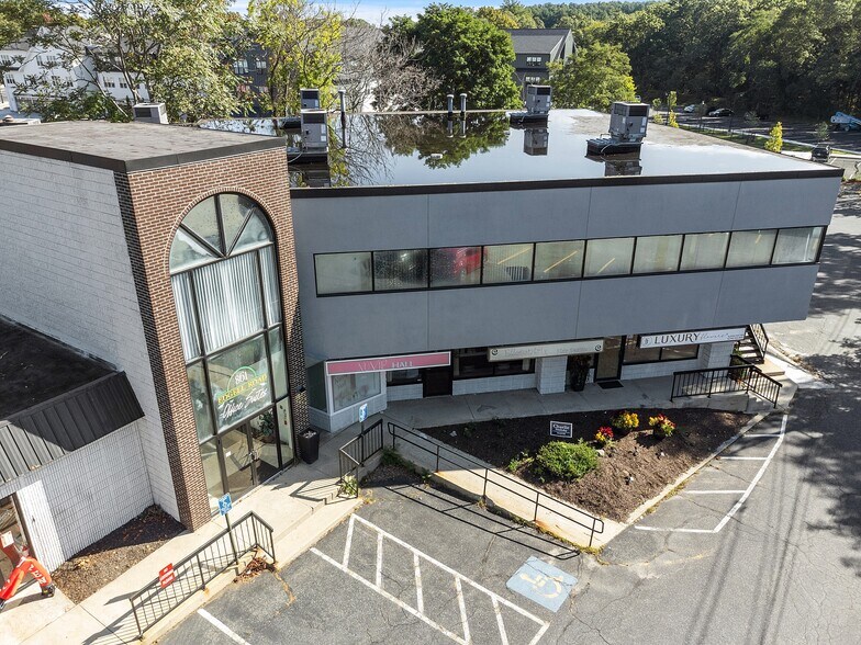 More Photos Of 861 Edgell Rd, Framingham Storefront For Lease