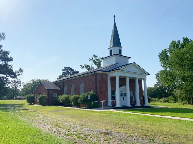 More Photos Of 15605 Parkway Drive, Hosston Religious Facility For Sale