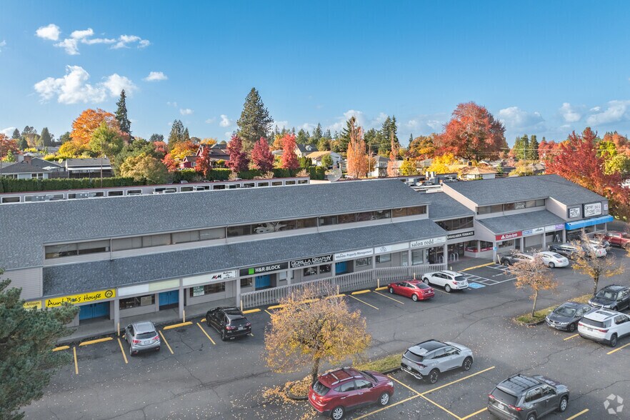 More Photos Of 2653-2699 Commercial St SE, Salem General Retail For Lease