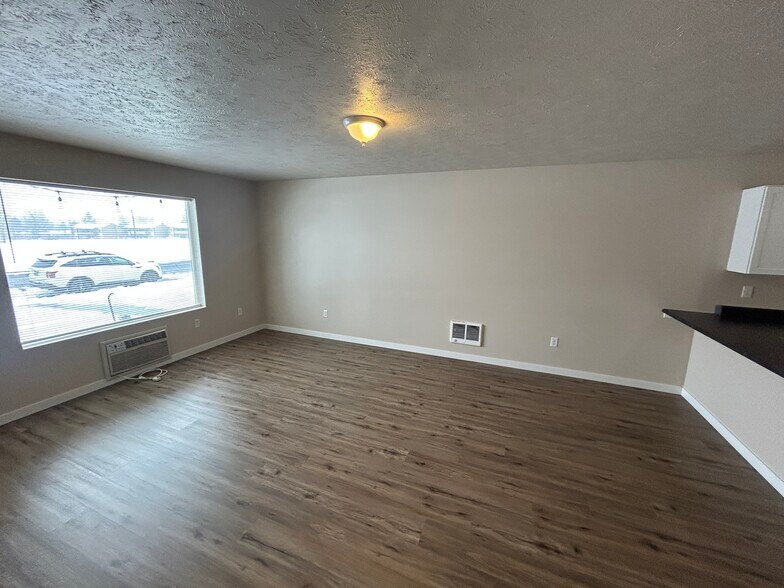 More Photos Of , Cheney Multifamily For Sale