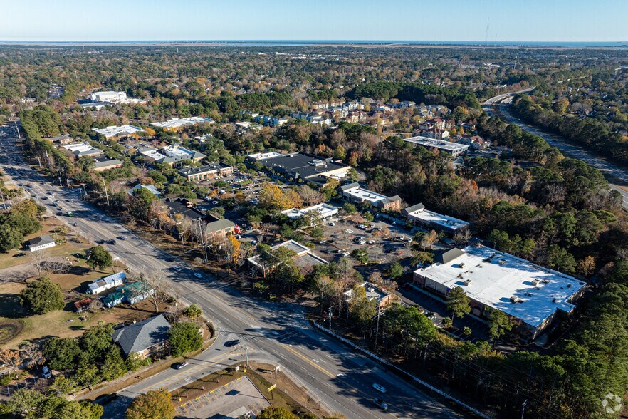 More Photos Of 600 Long Point Rd, Mount Pleasant Unknown For Lease