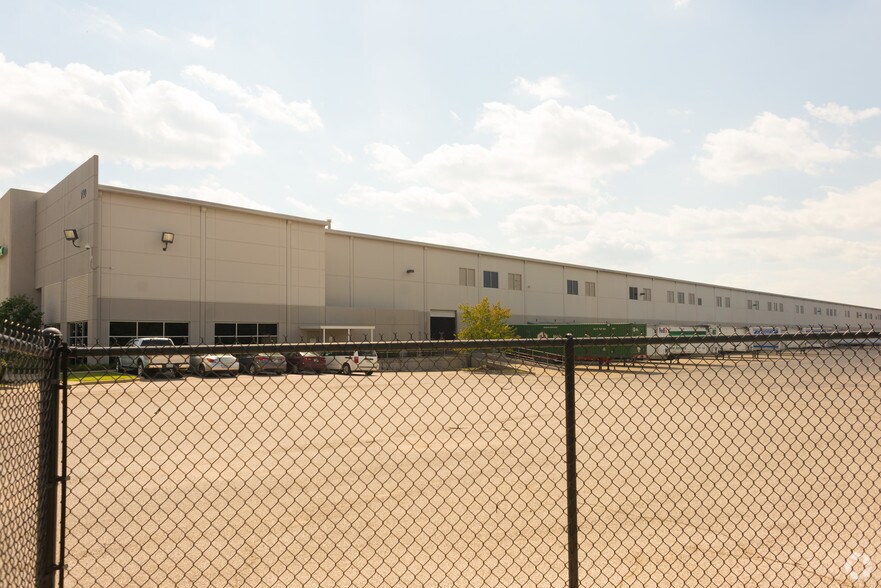 More Photos Of 710 Venture Dr, Southaven Warehouse For Lease