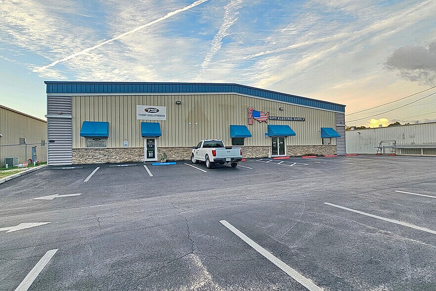 Primary Photo Of 715 S Easy St, Lecanto Manufacturing For Lease