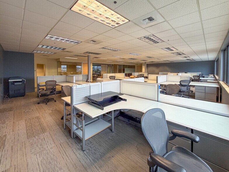 More Photos Of 5050 20th St E, Fife Manufacturing For Lease