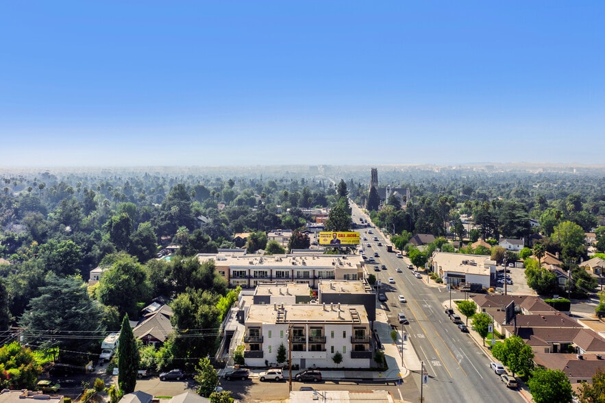 More Photos Of 2000 Lake Ave, Altadena Apartments For Lease