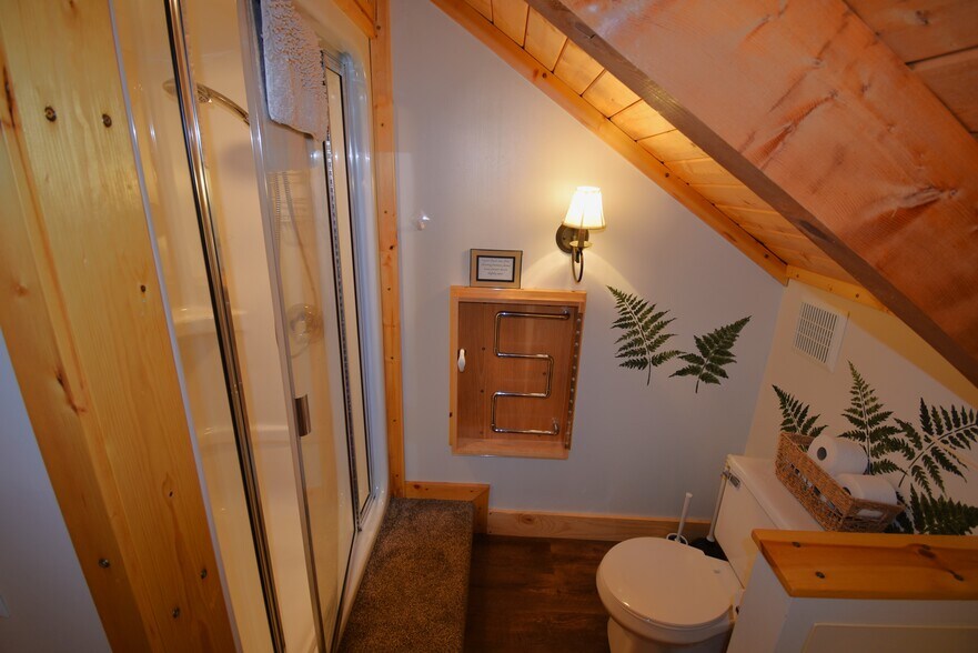 More Photos Of 3555 Yale Kilgore Rd, Island Park Multifamily For Sale