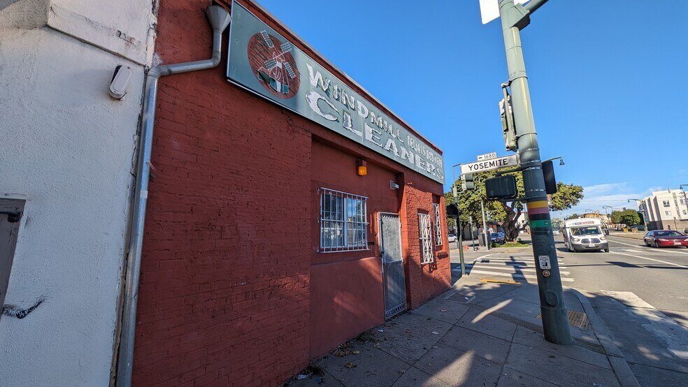 More Photos Of 5500 3rd St, San Francisco Storefront For Lease