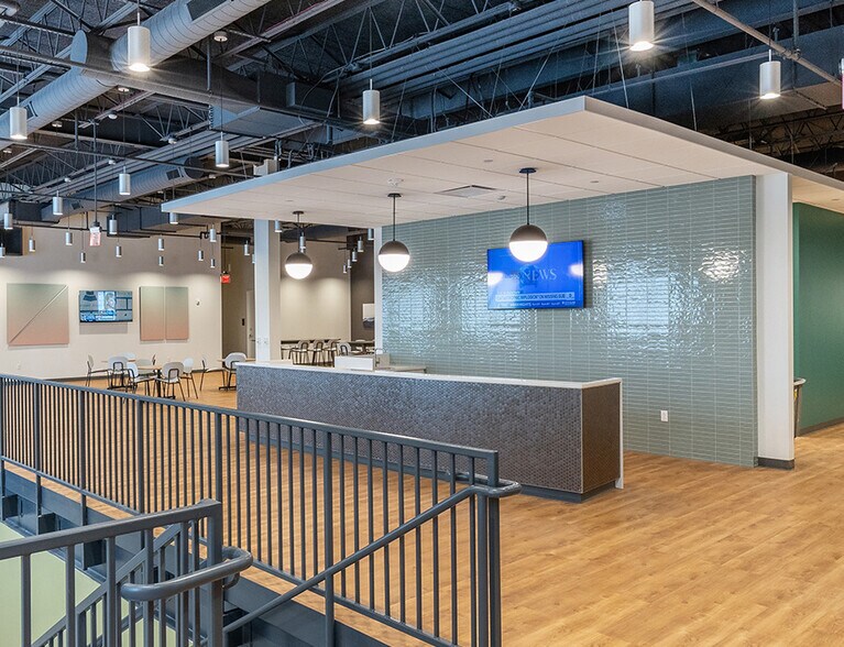 More Photos Of 500 Virginia Dr, Fort Washington Flex For Lease