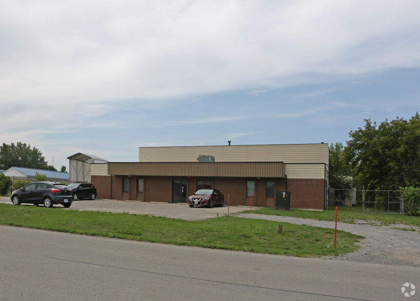 Primary Photo Of 630 Read Rd, St Catharines Warehouse For Lease