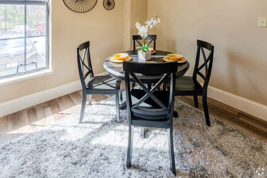 More Photos Of 12 Eagle St, Providence Apartments For Lease