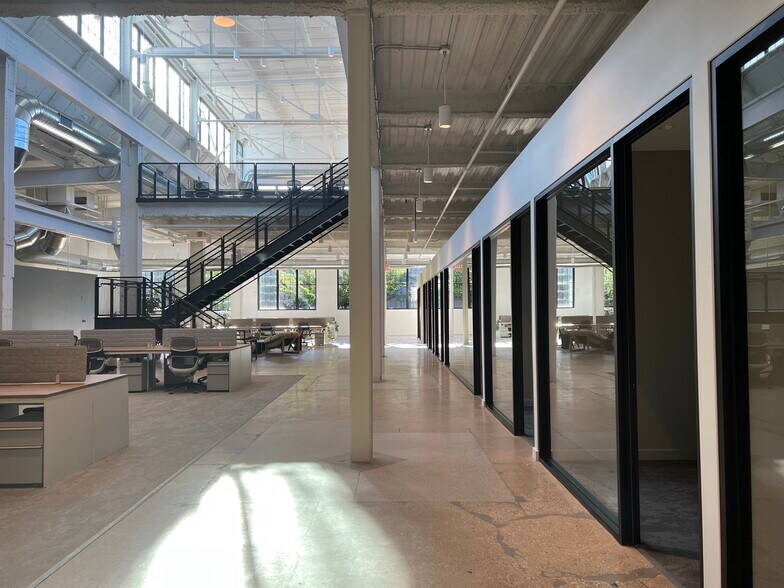 More Photos Of 1315 N North Branch St, Chicago Office For Lease