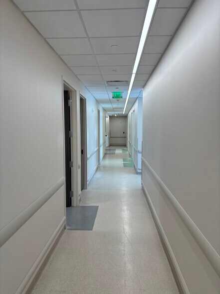 More Photos Of 3190 N Poinciana Blvd, Kissimmee Medical For Lease