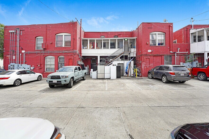 More Photos Of 5151-5161 Vermont Ave, Los Angeles Storefront Retail Residential For Sale