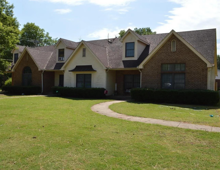 More Photos Of , Marked Tree Multifamily For Sale