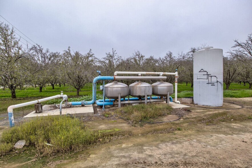 More Photos Of Sierra & N Kramer St ave, Earlimart Land For Sale