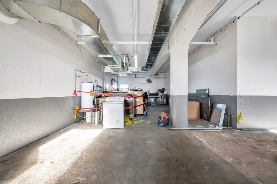 More Photos Of 373 High St, Wilkes Barre Manufacturing For Lease