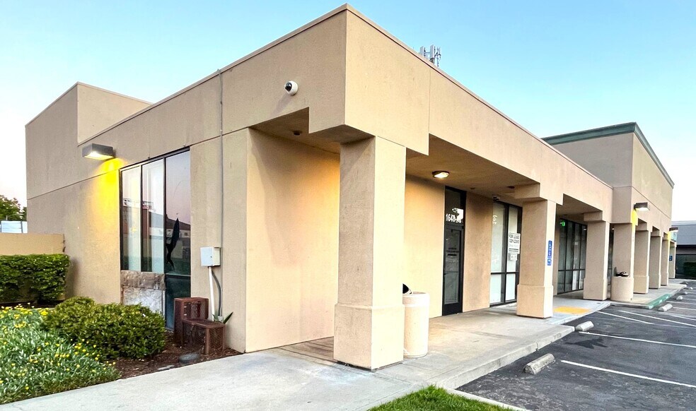 More Photos Of 1648 Tully Rd, San Jose Unknown For Lease