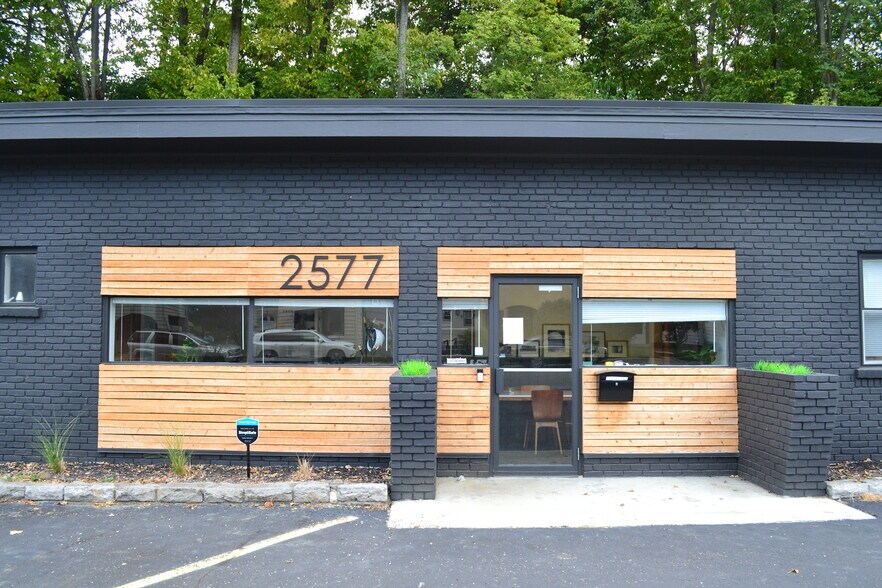 Primary Photo Of 2577 Duck Creek Rd, Cincinnati Warehouse For Lease