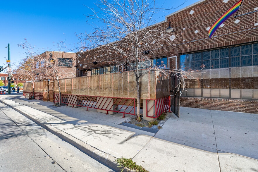 More Photos Of 2036-2046 Broadway, Denver Restaurant For Sale
