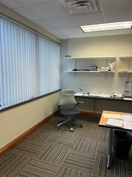 More Photos Of 4500 Brooktree Rd, Wexford Medical For Lease