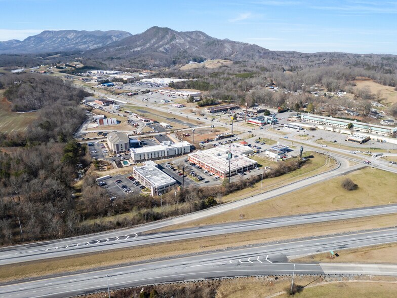 More Photos Of 1014 Cosby Hwy, Newport Hotel For Sale