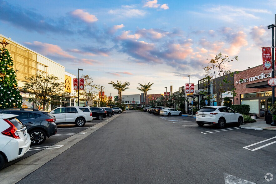 More Photos Of 730 S Allied Way, El Segundo Unknown For Lease