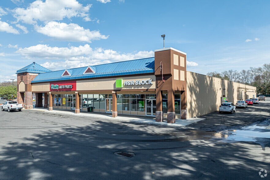 More Photos Of 265 Ellington Rd, East Hartford General Retail For Lease