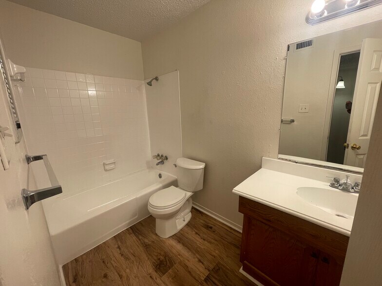 More Photos Of 401 Pinchback Rd, Beaumont Apartments For Sale