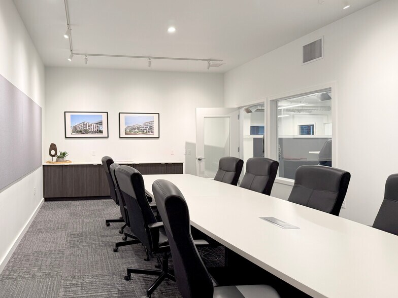 More Photos Of 1328-1332 NW Kearney St, Portland Loft Creative Space For Lease