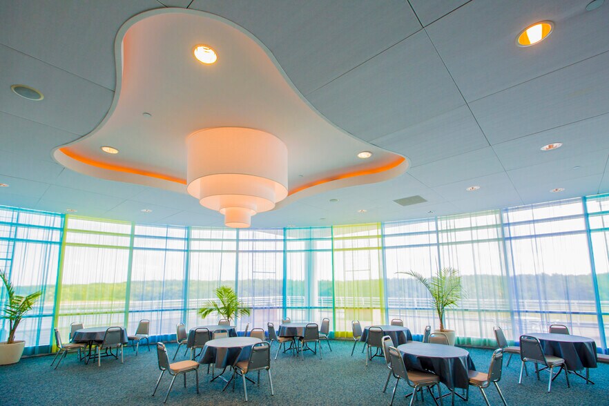 More Photos Of 17777 Old Cutler Rd, Miami Office For Lease