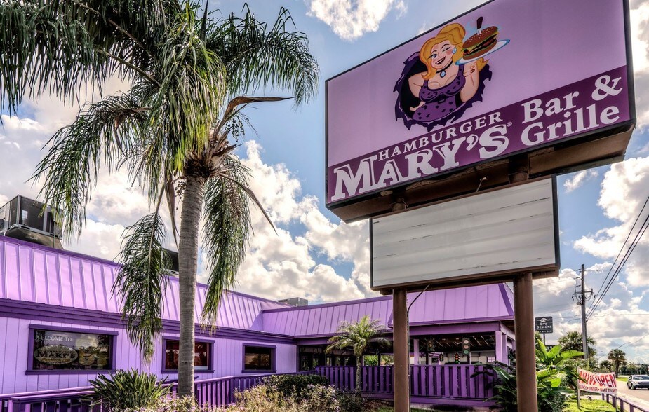 More Photos Of 2901 Tyrone Blvd, Saint Petersburg Restaurant For Sale