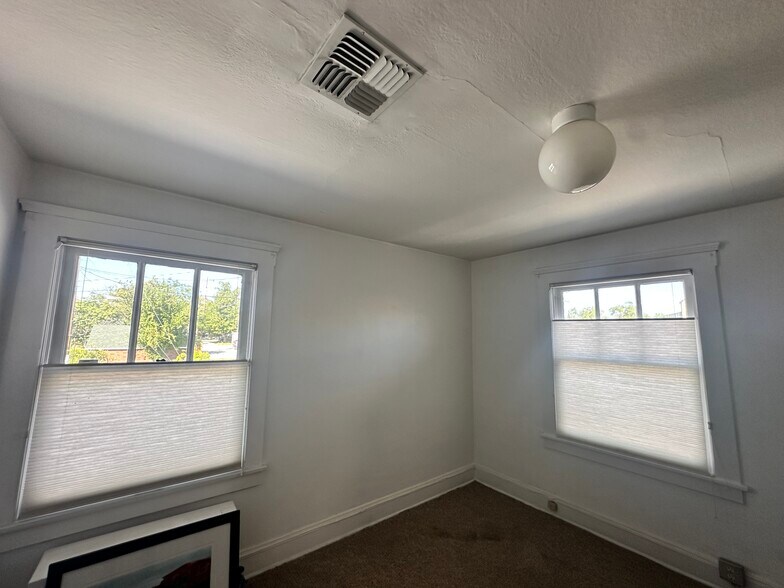 More Photos Of 527 S Arlington Ave, Reno Office Residential For Lease