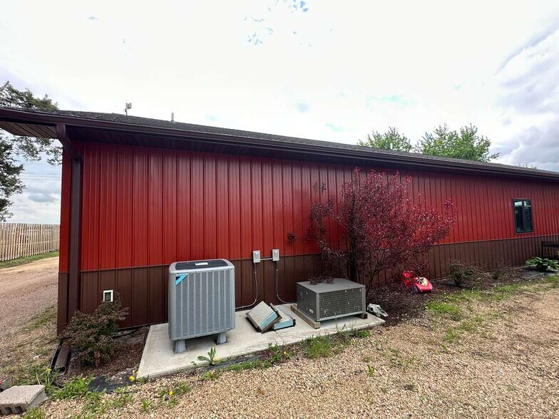 More Photos Of 708 E State St, Atkinson Freestanding For Sale