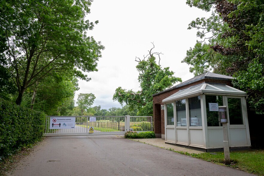 More Photos Of Walford, Walford Office For Sale